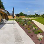 Holiday home Les Paticheres - La Grange Avec Acces A La Piscine Biville-la-Baignarde