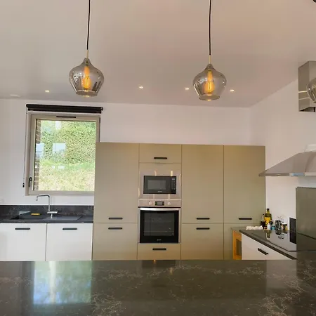 Les Paticheres - La Grange Avec Acces A La Piscine