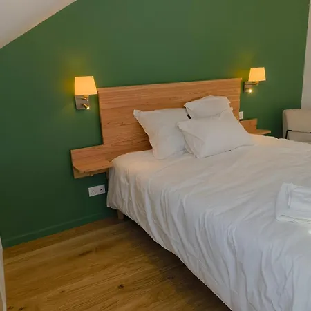 Les Paticheres - La Grange Avec Acces A La Piscine