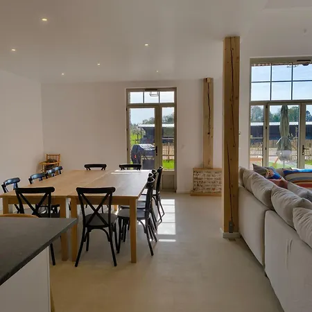 Les Paticheres - La Grange Avec Acces A La Piscine Semesterbostad Biville-la-Baignarde