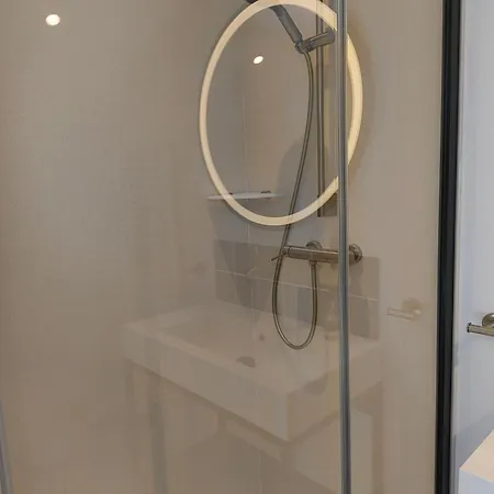 Semesterbostad Les Paticheres - La Grange Avec Acces A La Piscine