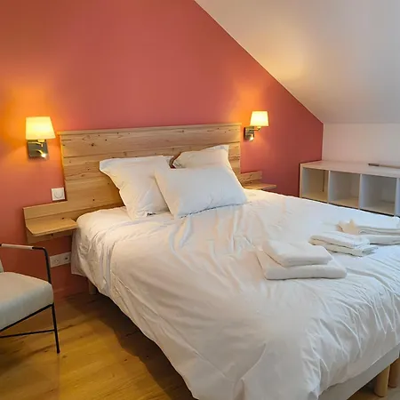 Les Paticheres - La Grange Avec Acces A La Piscine Biville-la-Baignarde