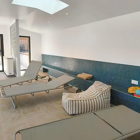 Les Paticheres - La Grange Avec Acces A La Piscine *