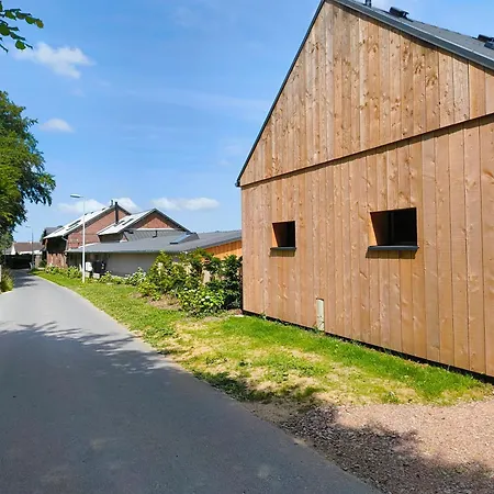 Vakantiehuis Les Paticheres - La Grange Avec Acces A La Piscine